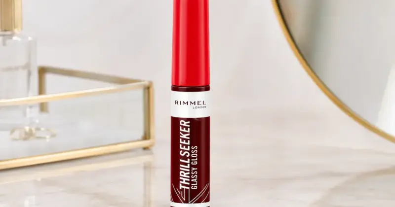 Brillo de labios Rimmel London Thrill Seeker con ácido hialurónico: luminosidad y cuidado con un 71% de descuento