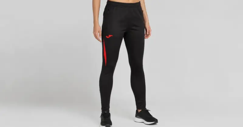 Pantalón deportivo Joma Championship VII con forro térmico y ajuste regulable por 19,59 €