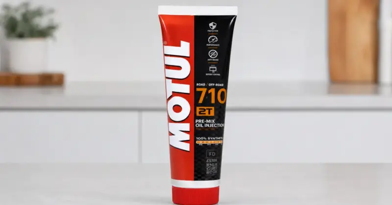 Aceite Motul 710 2T 125 ml con gran descuento del 58%, ideal para motores 2 tiempos