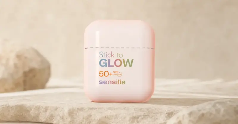 Barra solar facial Sensilis Glow Stick SPF50 con acabado luminoso a sólo 4,99€ (-29%)