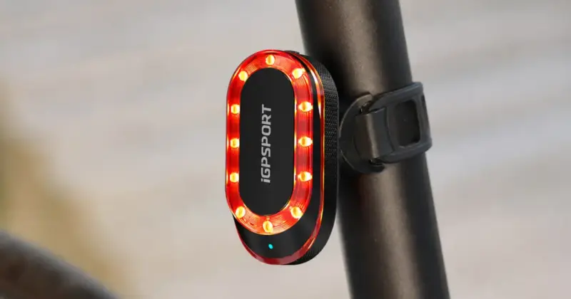 Luz trasera IBPSPORT SRmini con radar para bicicleta: mayor seguridad y aviso de frenado en oferta