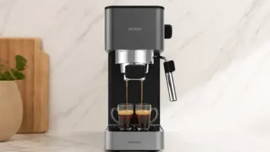 Cafetera express manual Cecotec Cafelizzia 690: multifuncional y con 33% de descuento a solo 59,90€