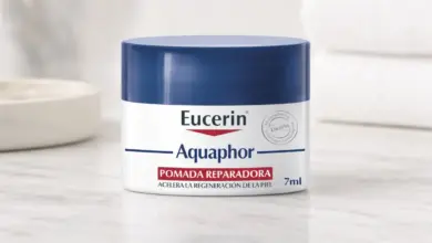 Eucerin Aquaphor Pomada Reparadora 7 ml con 48% de descuento para proteger y regenerar piel seca y labios agrietados