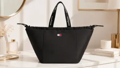 Bolso Tommy Jeans TJW Ess Daily Tote para Mujer: Amplio, Funcional y con un 31% de Descuento por Solo 55€
