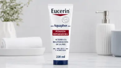 Pomada reparadora Eucerin Aquaphor 220 ml: alivio eficaz para piel seca con un 51% de descuento