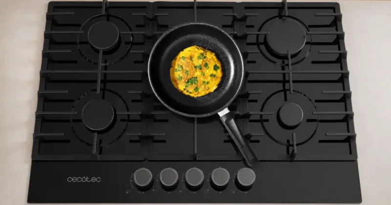 Placa de gas Cecotec Bolero Squad GN 5200F con 5 fuegos y 60% de descuento, ideal para cocina potente y moderna