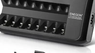 Cargador rápido y seguro Enegon para pilas AA y AAA con 8 ranuras a solo 16,13 € (-38%) en Amazon