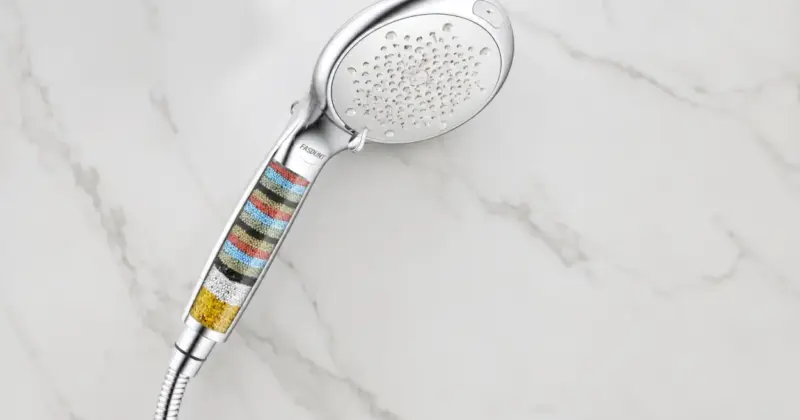 Alcachofa de ducha FASDUNT con 8 modos y filtro integrado: gran calidad por solo 15,99 € con 36% de descuento