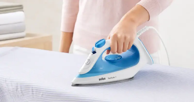 Plancha Braun TexStyle 1: suela antiadherente y punta precisa a solo 19,99€ con un 43% de descuento